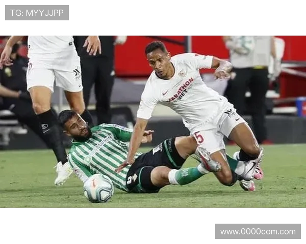 西甲裁判误判引发公愤